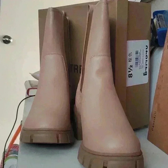 Tinstree platform chunky boots - Picture 7 of 10